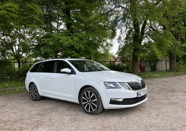 Skoda Octavia cena 54500 przebieg: 169000, rok produkcji 2017 z Ząbki małe 154